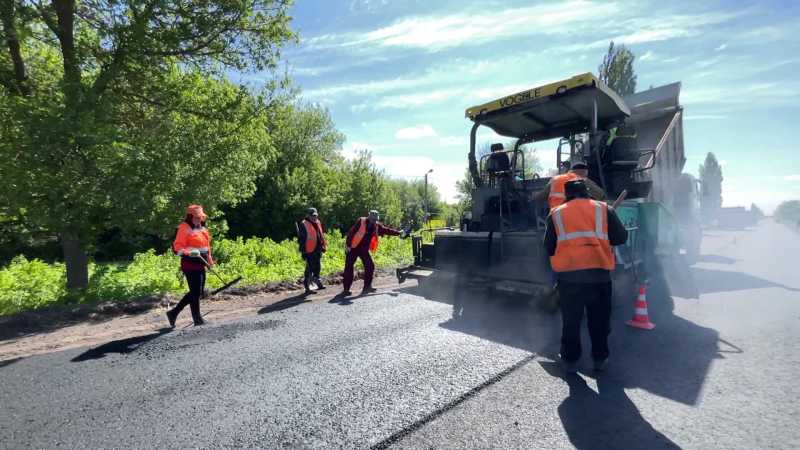 В Губкинском округе ремонтируют дорогу на участке Скородное-Кочки