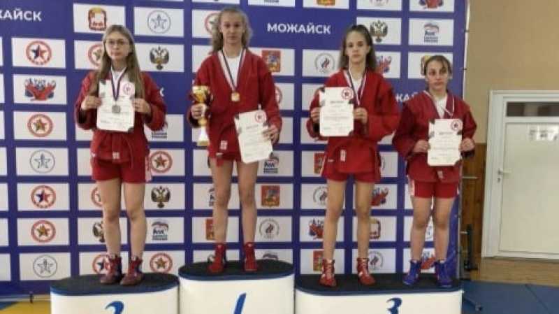 Белгородские самбисты завоевали четыре медали на первенстве ЦФО среди юношей и девушек 12-14 лет
