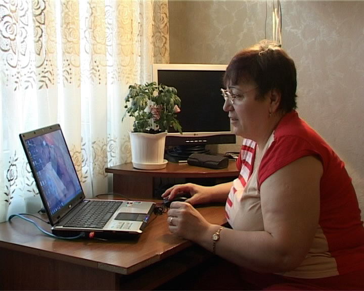 Ольга Мишина хочет сама научить внучку компьютерной грамотности