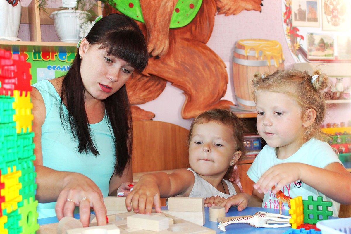 Лучший воспитатель Белгородской области работает в Яковлевском районе