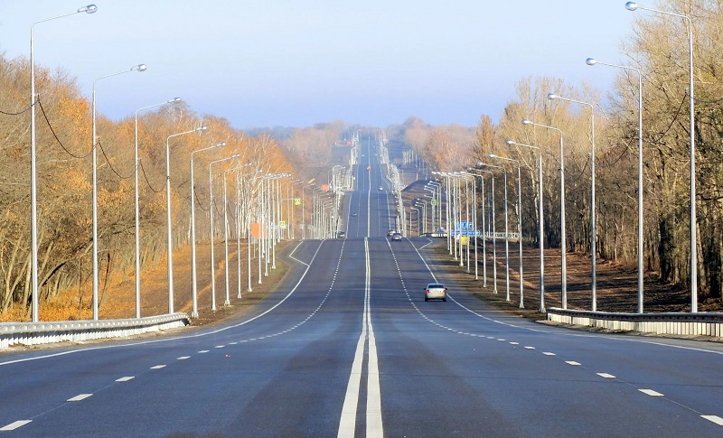 Белгородские энергетики подключили к сетям два участка федеральной автотрассы М-2 «Крым»