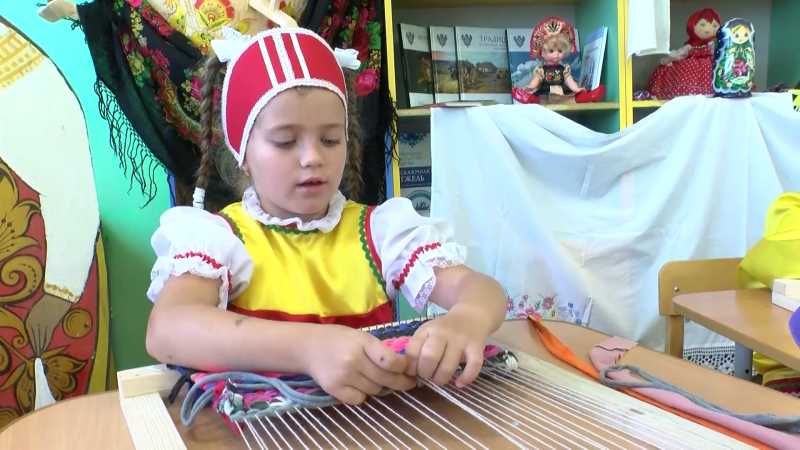 В Алексеевском детском саду № 9 запустили проект «Родники народных промыслов Белогорья»