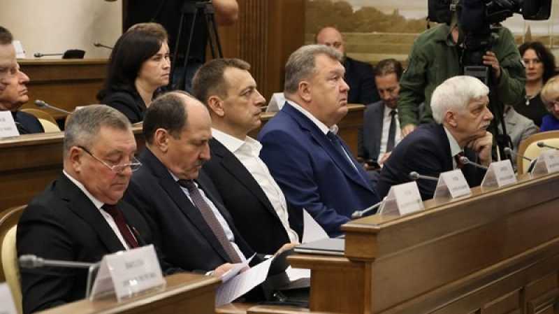 Из областного бюджета направят дополнительные средства  на помощь  пострадавшим от обстрелов предприятиям и жителям Белгородской области