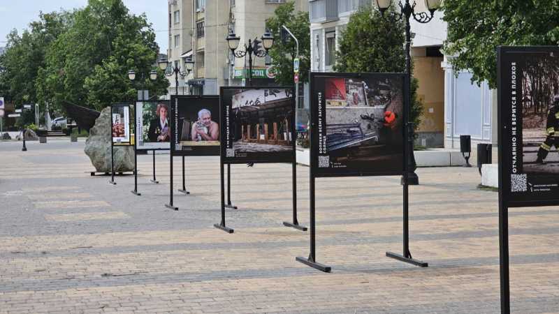 В Белгороде открыли аудиовизуальную инсталляцию на месте трагедии 30 декабря