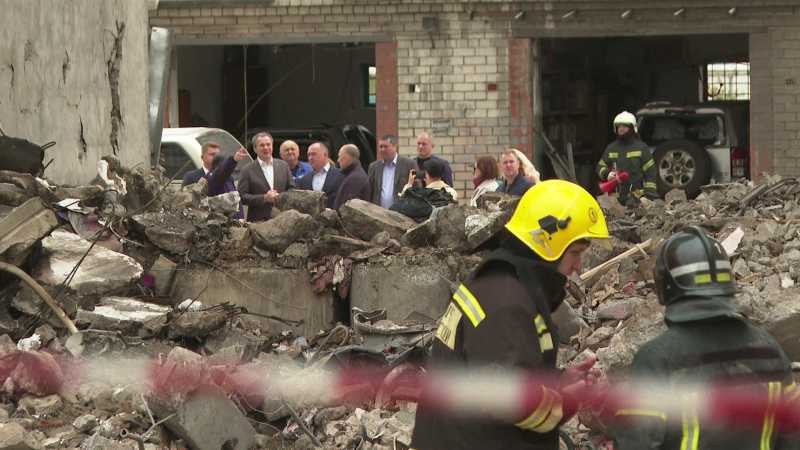 В Белгороде начали демонтаж разрушенного подъезда в доме на Щорса