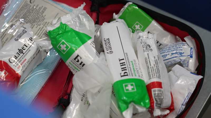 В Старооскольском округе проверили аптечки в торговых центрах