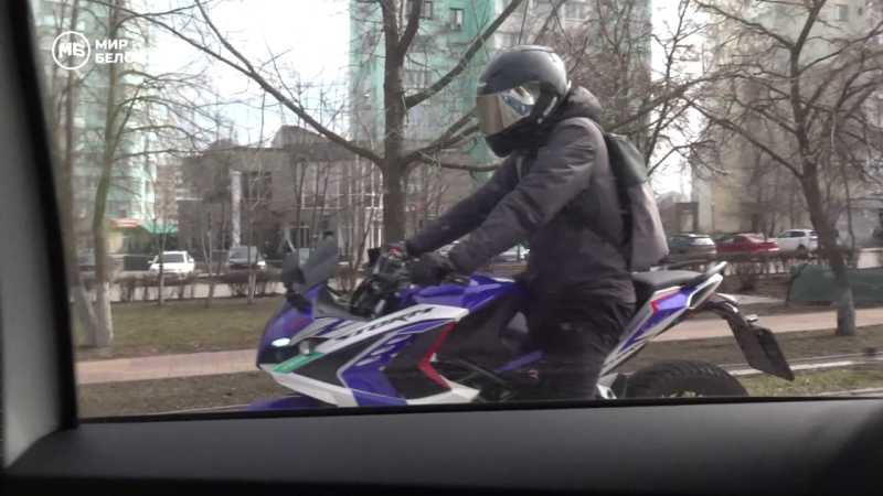 Мопед, скутер, мотоцикл: возраст, права и правила для подростков