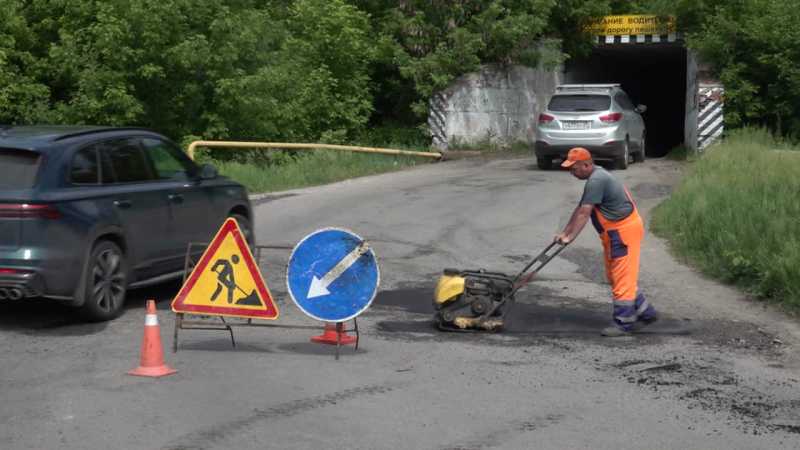 В Белгороде дорожники залатали 27 тысяч квадратных метров ям