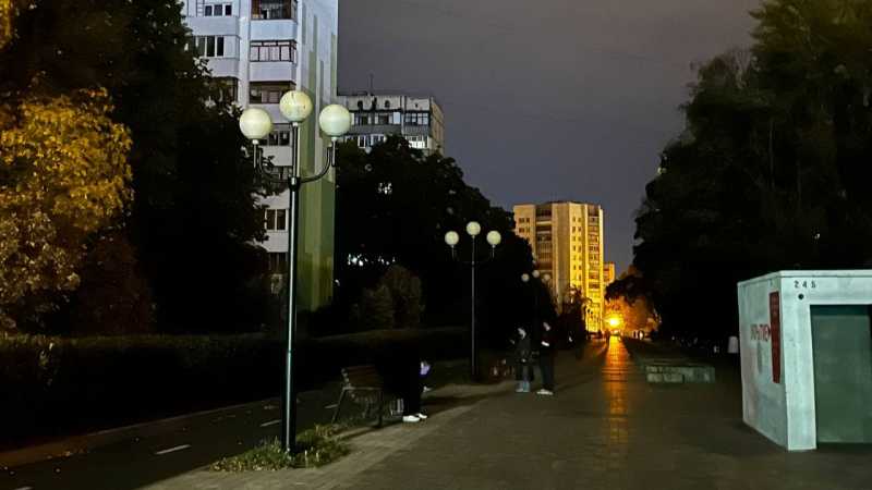 С сегодняшнего вечера в Белгороде включат уличное освещение и возобновят стабильную работу мобильного интернета