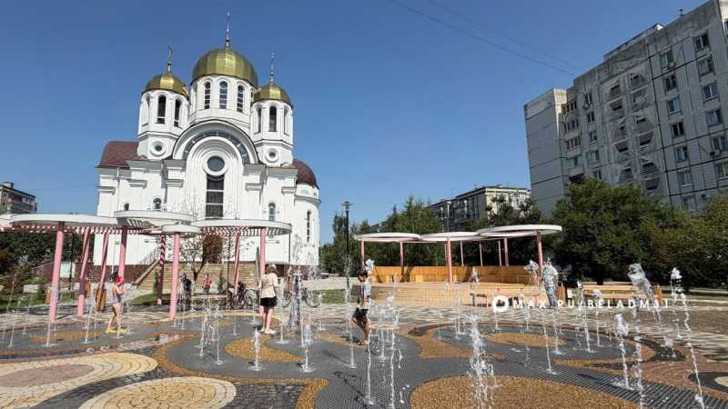 В Почаевском сквере в Белгороде заработал контактный фонтан