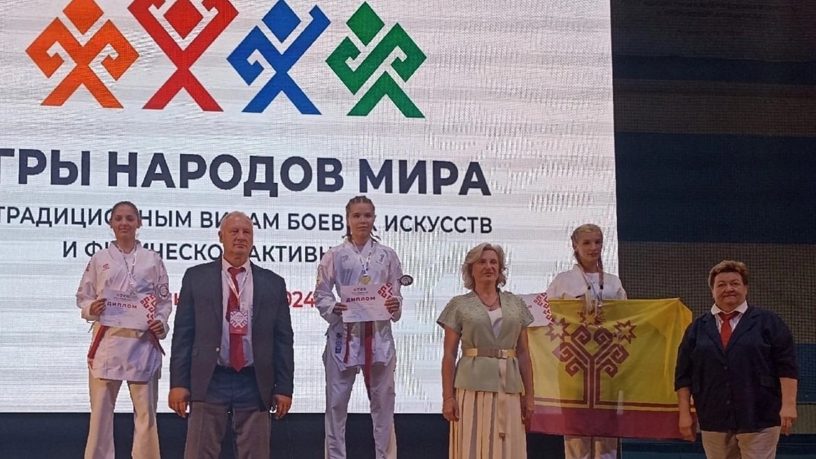 Белгородка завоевала золото и серебро на Всероссийских соревнованиях по всестилевому каратэ