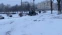 С 4 утра более 290 коммунальщиков и 71 единица спецтехники убирают снег в Белгороде