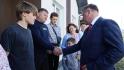 Две губкинские семьи получили ключи от нового жилья
