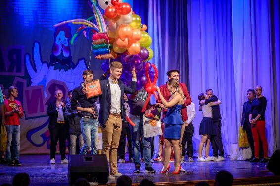 Белгородская команда КВН «Голова» стала победителем фестиваля юмора «Курская аномалия – 2016»
