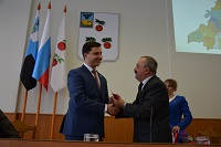 Николая Нестерова поздравляют с назначением на пост главы Корочанского района