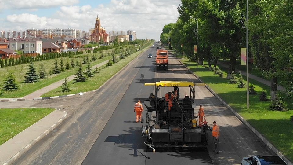 Ремонт дороги в Строителе