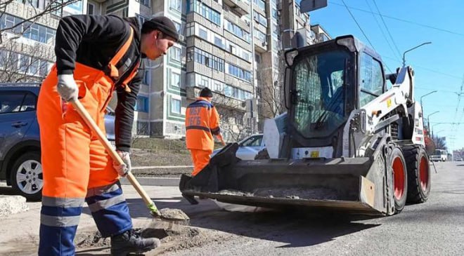 Менее 50 жалоб от жителей региона на некачественную весеннюю уборку городов и сёл поступило Вячеславу Гладкову 