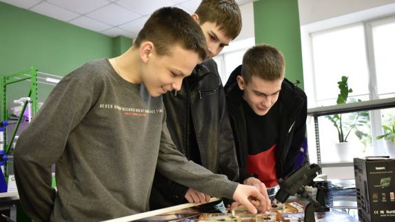 В Белгородской области 11 профессиональных образовательных организаций открыли свои двери для школьников