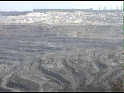 На Стойленском ГОКе обрушилась горная порода