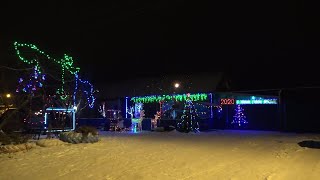 У кого красивее гирлянда