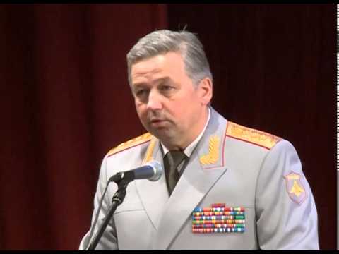Полицейским вручили новое знамя
