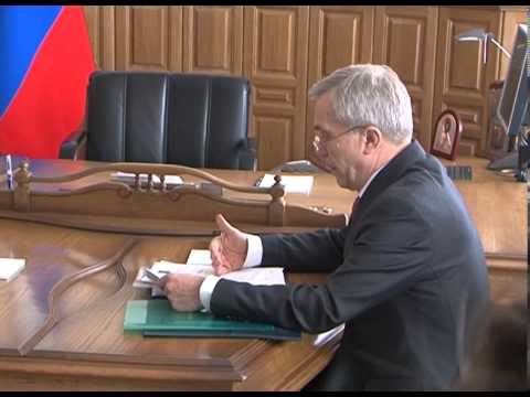 Дмитрий Медведев провел личную встречу с Евгением Савченко 	