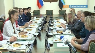  Губернатор встретился с призерами «Абилимпикса»