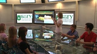 Школьники в центре мониторинга природных ресурсов