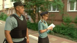 Судебные приставы навестили должников по алиментам