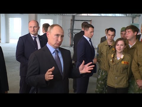 Владимир Путин встретился со стройотрядовцами Белгорода 