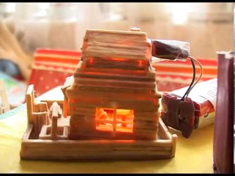 Оскольчанка показала самодельные игрушечные домики 	