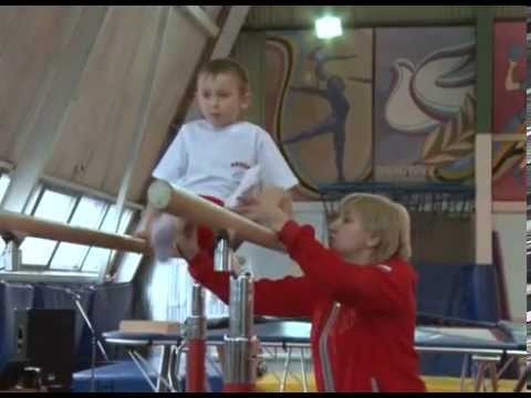 В Черянке посоревновались гимнасты-дошкольники