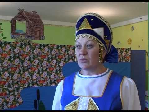 Маленьким жителям с. Готовье показали спектакль «Заюшкина избушка»