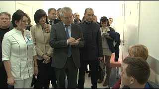 Евгений Савченко посетил медицинский центр в Северном