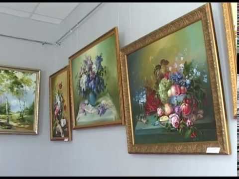 В Алексеевке открылась экспозиция «Цветная фантазия»