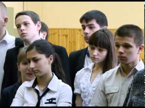 Для юных новооскольцев выступили казаки