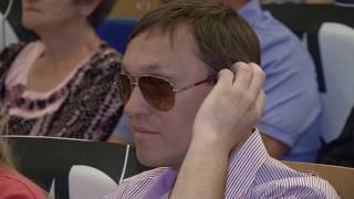 Спектакли с тифлокомментарием показали в Белгородской области