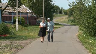 Новая дорога и школьный спортивный зал в Ивнянском районе